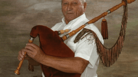 Ordes homenaxea a Manuel Viqueira, o Gaiteiro de Vilaverde