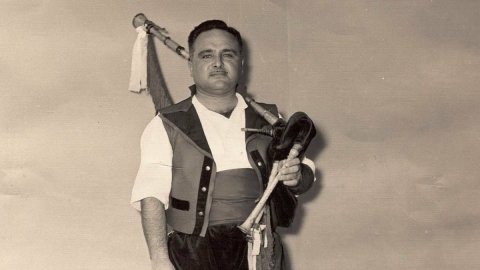 Viascón rende homenaxe a Ricardo Portela cunha nova praza e escultura