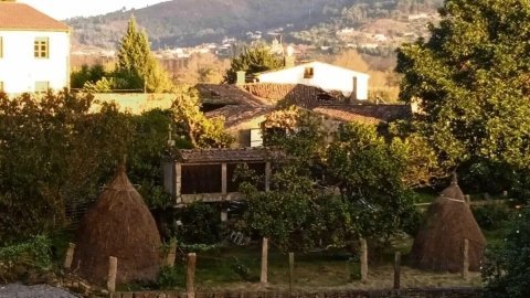 A fronteira de Tui (O Baixo Miño) ao remate do pasado verán. (Foto: Xaime Estévez)