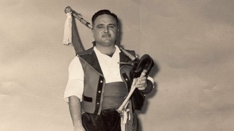 Viascón rende homenaxe a Ricardo Portela cunha nova praza e escultura